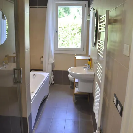 Apartmán Moderno E Spazioso Con Giardino Privato Selvazzano Dentro