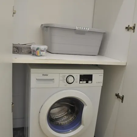 Apartment Moderno E Spazioso Con Giardino Privato