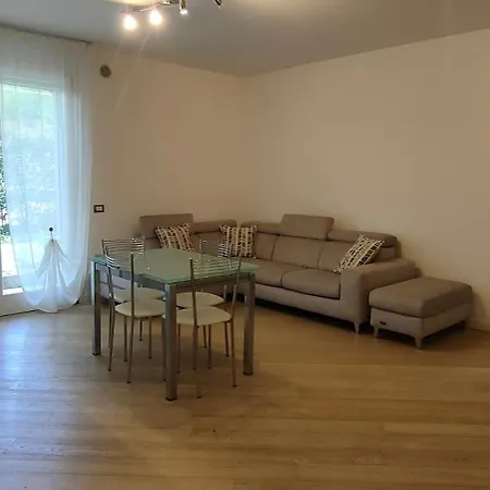 Apartmán Moderno E Spazioso Con Giardino Privato Selvazzano Dentro